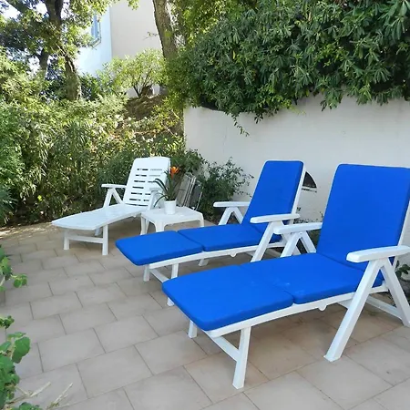 Le Lavandou, 3 Pieces, 4 Personnes - Fr-1-251-646